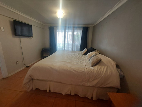 Se Vende Amplia Y Cómoda Propiedad Con Excelente Ubicación