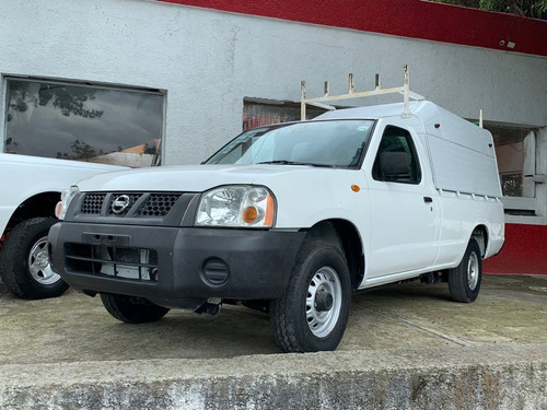 Imagen 2 de 9 de Nissan Np300 2009 2.4 Pick Up Dh Mt
