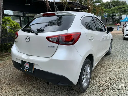Mazda 2 Touring At 2016
