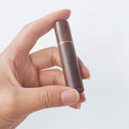 L Distribuidor De Café Tamper Estilo A Marrón Oscuro