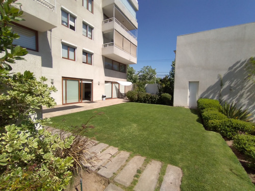 Venta, Excelente Depto A Pasos De Manquehue 4d / 4b
