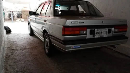 Nissan Tsuru 1988