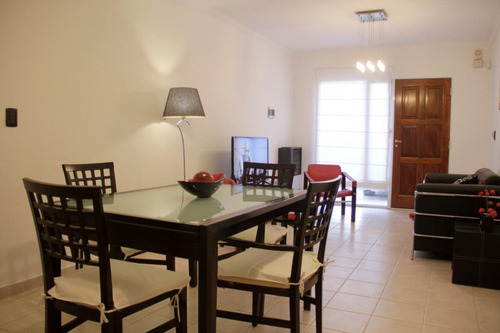 Imagen 6 de 14 de Duplex Super Fresco Con Un Hermoso Patio