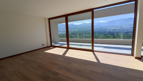 Casa En Venta En Lo Barnechea