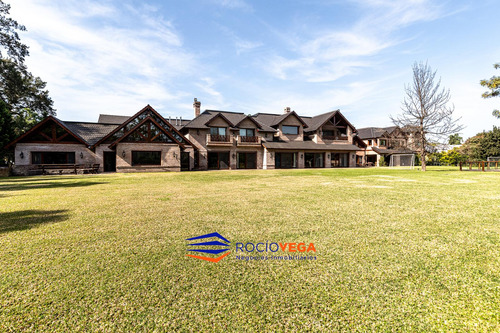 Casa En Venta En Country San Diego, Moreno