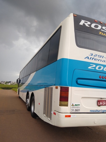 Mercedes Bens Vista Bus 360