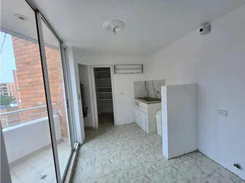 Gran Oportunidad En El Corazón De Laureles Cerca A Todo