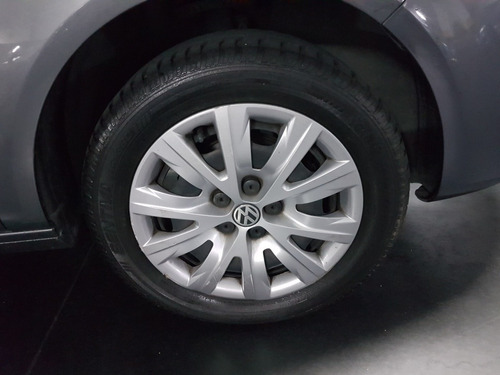 Volkswagen Suran 1.6 Comfortline 101cv 2013