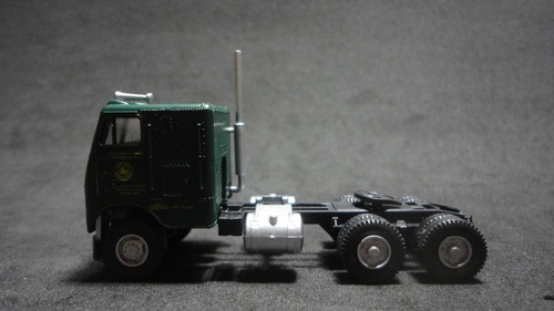 Llm - Camion White Freightliner  Lee Way  Athearn  H O