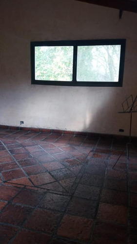 Casa Venta 4 Dormitorios , 3 Baños Y Pileta - Terreno 57 X 50 Mts - 2850 Mts 2 - Barrio Las Golondrinas