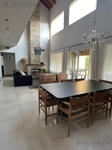 Venta Casa 6 Dormitorios En Estancias Del Pilar