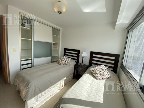 Departamento - Playa Mansa