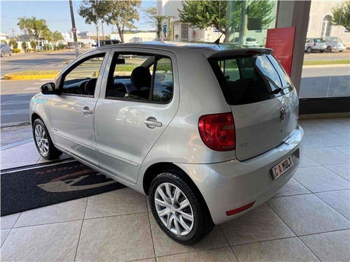 Imagem 5 de 10 de Volkswagen Fox 1.6 Mi 8v Flex 4p Automatizado