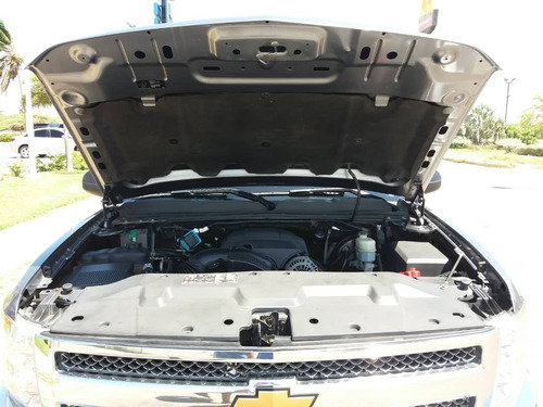 Imagen 13 de 14 de Chevrolet Silverado Lt 4x4