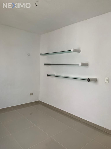 Imagen 14 de 19 de Casa En Venta Residencial Américas 2 Niveles Con 2 Recamaras 1.5 Baños