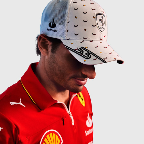 Jockey Scuderia Ferrari F1 Gorro Carlos Sainz 55 Gorra
