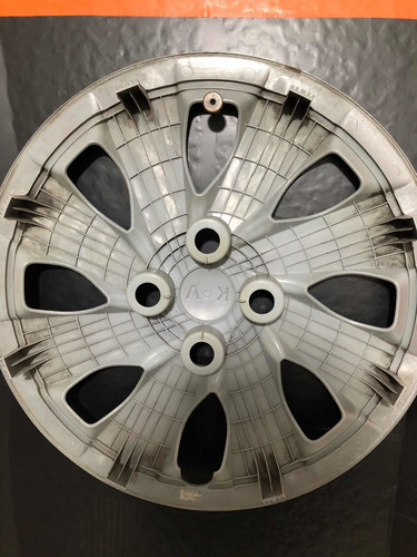 Tapón Polvera Kia Rio 15 Núm Parte 52960-h9100 (Usado)