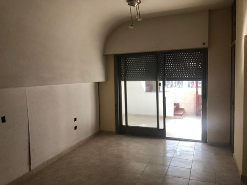Imagen 7 de 14 de Casa Ph En Venta En Caseros