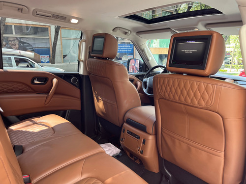 Infiniti QX80 5.6l Perfection 8 Pasajeros At