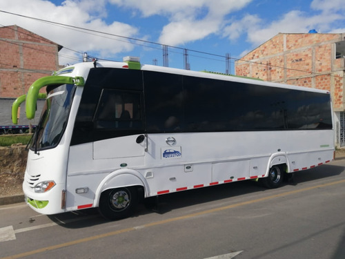 Hino 35 Psj 2010 Diésel