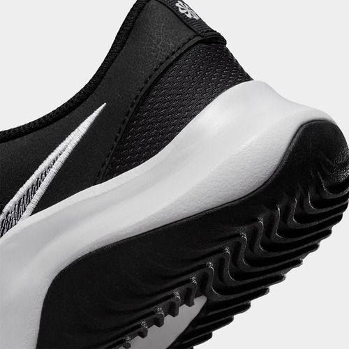Zapatillas Nike Dm1120-001 M Legend Essential 3 Hombre