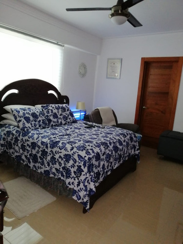 Imagen 12 de 23 de Vendo Apto 3 Hab/ 218 Mt2 / 3 Parq/ Zona Exclusiva Urb. Real