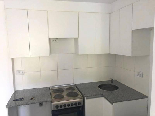 Imagen 15 de 16 de Departamento 2 Ambientes En Venta - Con Balcon - Castelar Centro - Proximo Estacion - Permuta