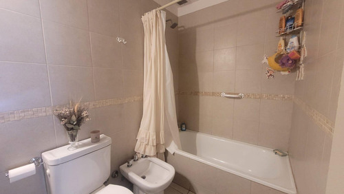 Venta Departamento Mono Ambiente Amplio Con Jardín En Caballito