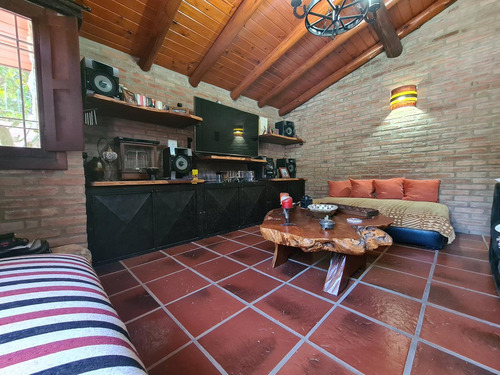 Hermosa Propiedad - Cercana Al Arroyo