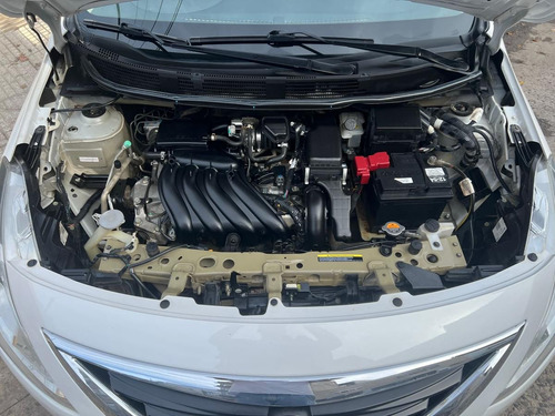 Nissan Versa 1.6 Sense Mt