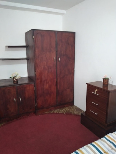 Imagen 3 de 7 de Mini Departamento Amoblado En Cuenca
