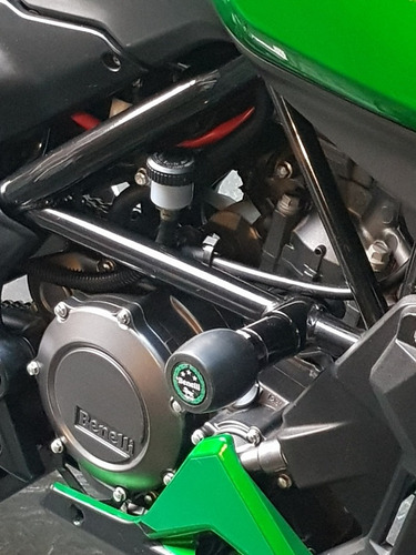 Imagen 4 de 8 de Benelli Tnt 25