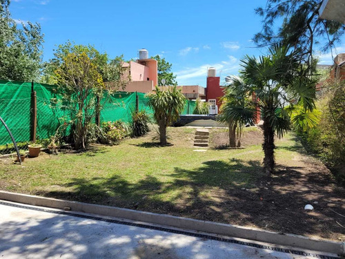 Casa Quinta En Venta En Villa Parque Sicardi, La Plata, G.b.a. Zona Sur