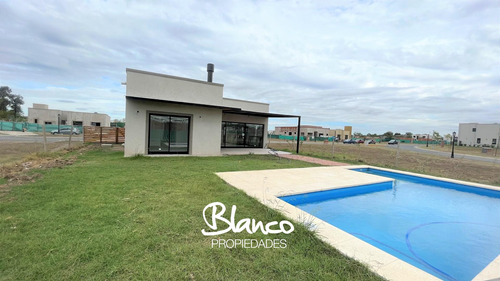 Casa  En Venta En San Pablo, Pilar, G.b.a. Zona Norte