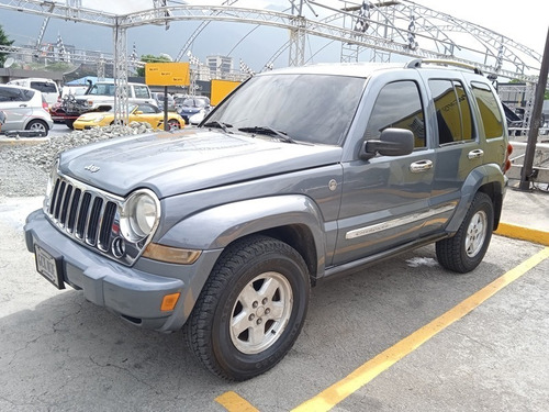 Imagen 1 de 15 de Jeep Cherokee