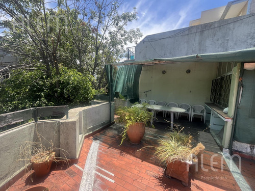 Casa/ph En Venta En Devoto, 5 Ambientes Con Gran Terraza