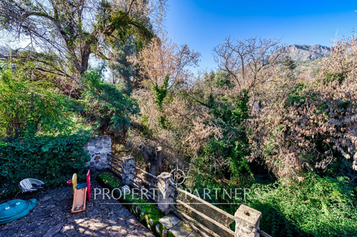 Casa En Venta En Entorno Único Del Arrayan, En Cal...