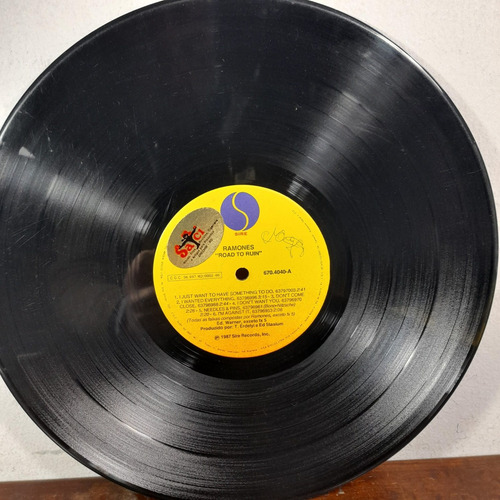 Imagem 5 de 8 de Vinil Lp Ramones Road Tô Ruin Com Encarte Ótimo Estado
