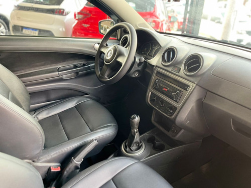 Volkswagen Saveiro 1.6 MI CE 8V FLEX 2P MANUAL G.VI