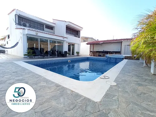 Moderna Casa En Jorge Coll