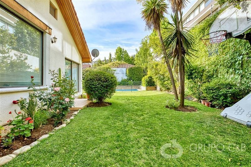Imagen 19 de 20 de Casa En Venta De 4 Dorm + Servicios. En Lo Barnechea
