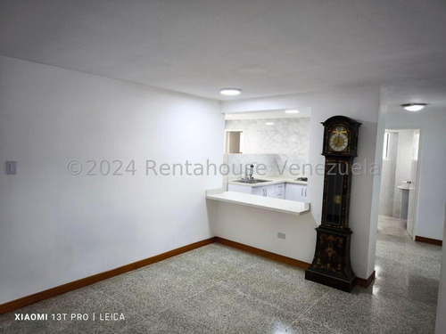Apartamento En Alquiler En Horizonte Piso 6 (24-27430) / Hairol Gutiérrez