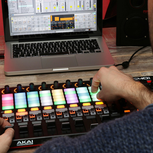 Controlador Usb Midi Akai Professional Apc40mkii Para Mac/pc