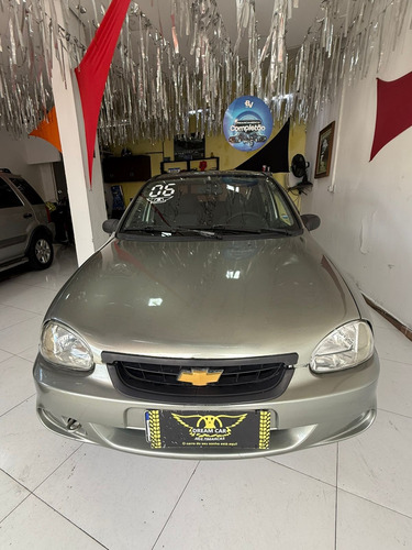 Chevrolet Corsa Classic 1.0 Spirit Flex Power 4p