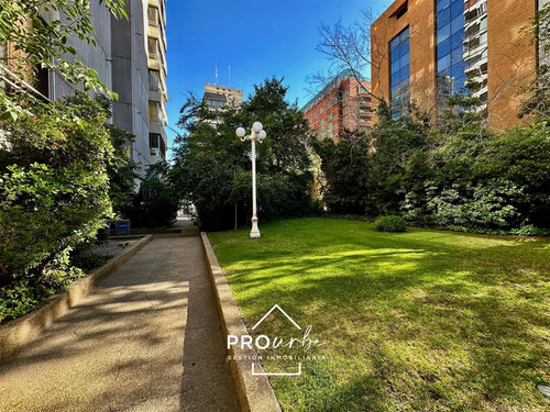 Departamento En Venta De 3 Dorm. En Las Condes