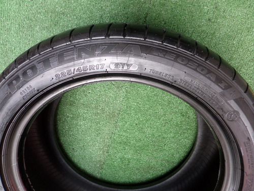 Llanta 225 45 17 Bridgestone  Potenza Re 050a Rft Mf 733