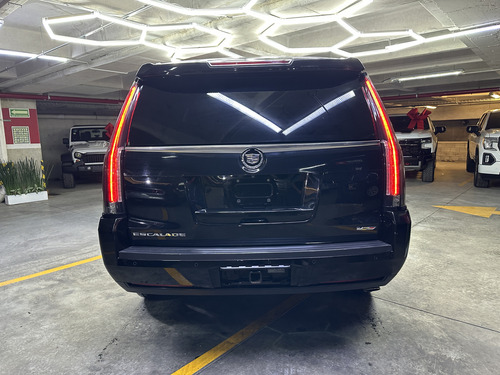 Cadillac Escalade 6.2 Plinum 4x4 At