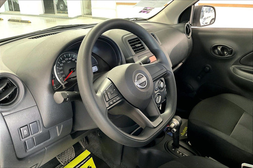 Nissan March 1.6 Sense At
