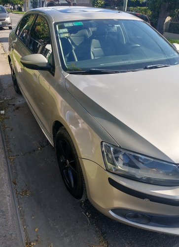 Imagen 14 de 25 de Volkswagen Vento 2013 2.5 Luxury 170cv Tiptronic