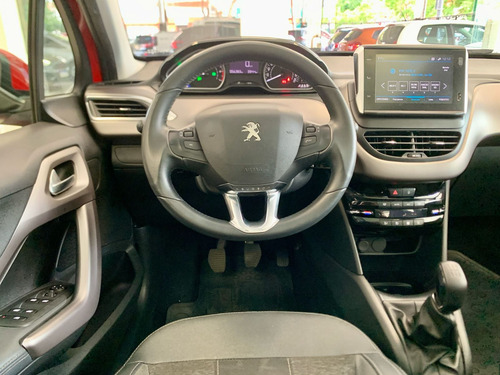 Peugeot 208 1.6 Feline